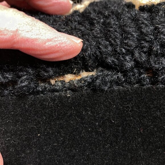 Chandler 4 Corners Cabin Fever Hooked Wool Pillow Laura Megroz Winter Cozy - Picture 8 of 8